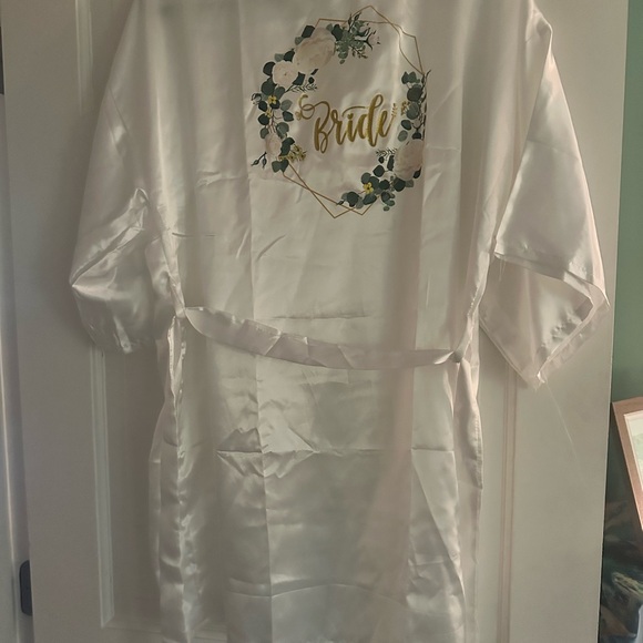 White Satin Bride Robe - Picture 5 of 5